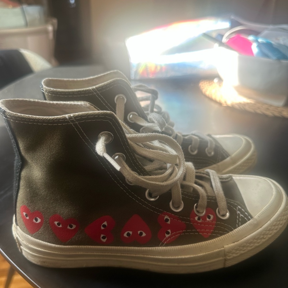Comme des Garçons PLAY Converse